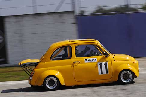 Trofeo Autodromo del Levante 2015 - Marcello Licciulli su Fiat 500 race che si aggiudica la vittoria della prima prova in Gara 1 al Trofeo Autodromo del Levante 2015 width=