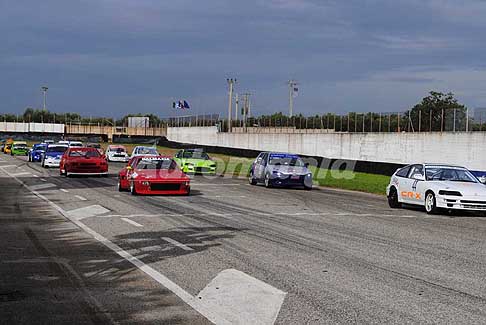 Autodromo del Levante - Schiramento vetture da competizione terza prova del 13 Novembre 2016 per l´ultima tappa del Trofeo Autodromo del Levante 2016 sul circuito di Binetto