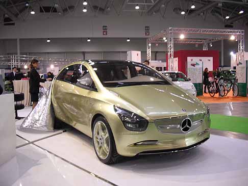 Mercedes-Benz - MotechEco Roma - Mercede Mercedes E-Cell Concept Blue Zero presentata lo scorso anno width=