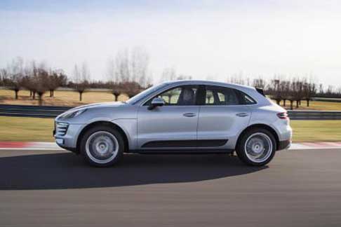 Car of the Year 2015 - Porsche Macan candidate Car of the Year 2015 award width=