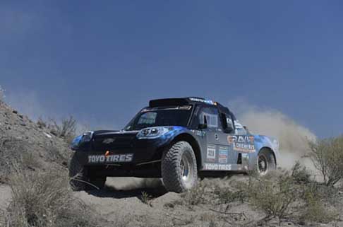 Dakar 2014 - Dakar 2014 2^ tappa car Chevrolet Jefferies driver Chicherit Guerlain e co-drive Winocq Alexandre width=