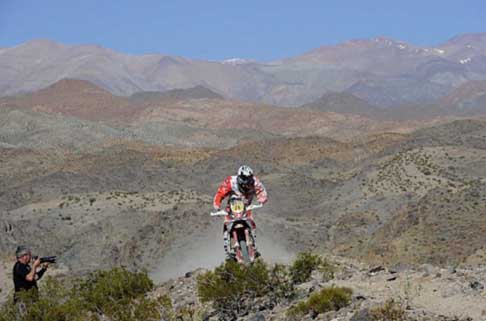 Dakar 2014 - Dakar 2014 stage 4 bikers il cileno Francisco “Chaleco” Lopez su moto KTM width=