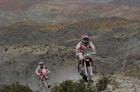 Dakar 2014 - Dakar 2014 stage 4 bikers Carlos Gracida Garza width=