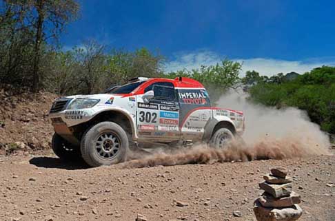 Dakar 2014 - Dakar 2014 stage 6 la Toyota di Giniel De Villiers e del co-driver Von Zitzewitz Dirk width=