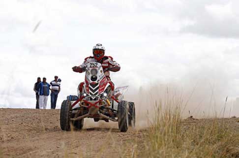 Dakar 2014 - Dakar 2014 stage 7: quad Yamaha driver Rafal Sonik width=