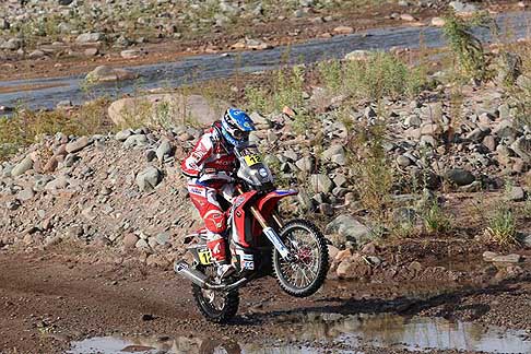 San Juan - Chilecito - Israel Esquere Jeremias on bike Honda, action during the Dakar 2015 - 3° stage width=