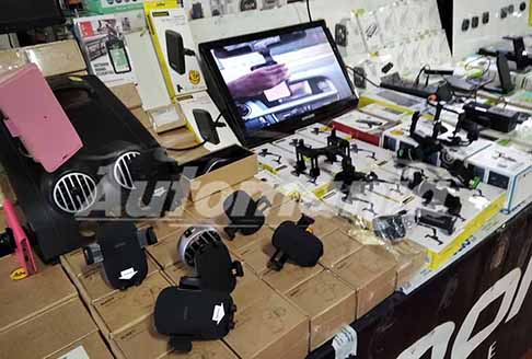 Fiera dell´Elettronica Scandiano - Accessori e supporti per auto alla Fiera dell'Elettronica di Scandiano in provincia di Reggio Emilia. Non perdere le Foto!