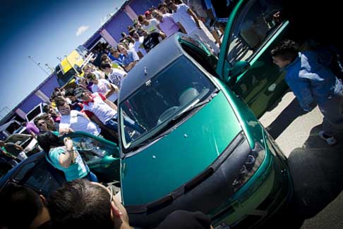 Tuning - Auto tuning sound all´Autodromo del Levante di Binetto. Foto Angelo Scalera width=