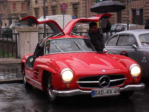 Mercedes-Benz - Tutto pronto per le mille miglia 2011 width=