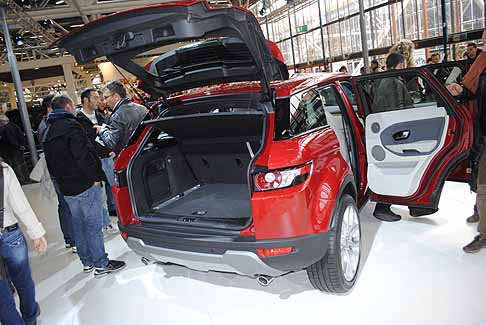 Land Rover - Rage Rover Evoque 5 porte posteriore width=