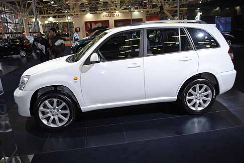 DR - Autovettura DR DR5 presente al Motor Show di Bologna 2010 width=