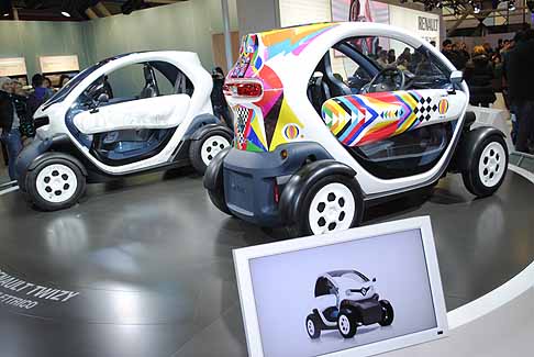 Renault - minicars Renualt Twizy allestimenti disponibili della vettura francese width=