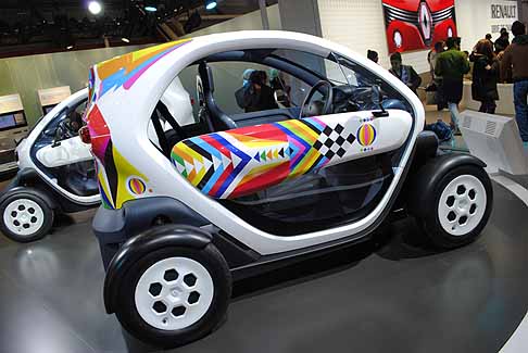 Renault - Renualt Twizy new entry della casa francese che debutterà in Italia all’inizio del 2012 width=