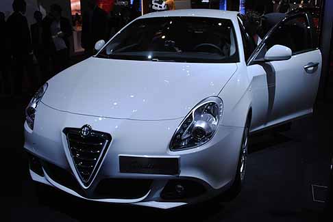 Alfa Romeo - Alfa Romeo Giulietta width=