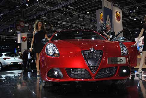 Alfa Romeo - Alfa Romeo Giulietta 2.0 JTDM-2 width=