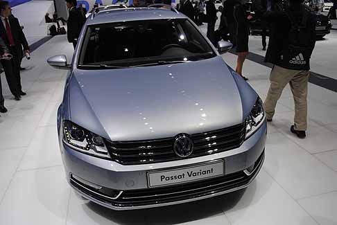 Volkswagen - Volkswagen Passat BlueMotion Technology  width=