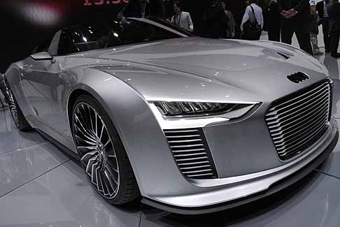 Audi - Audi E-tron Spyder prototipo  width=