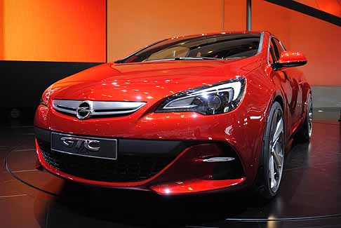 Opel - Opel Astra GTC Concept al Paris Motor Show 2010 width=