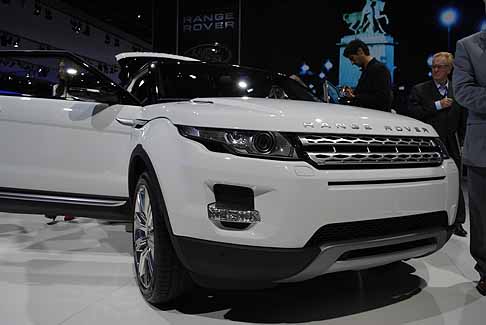 Land Rover - Land Rover suv compatto Range Rover Evoque width=
