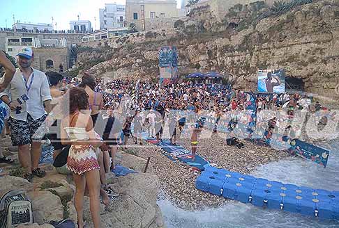 Tuffi Polignano a Mare Cliff Diving - Vince Carlos Gimeno seconda vittoria di sempre per lo spagnolo al Red Bull Cliff Diving World Siries 2025 a Polignano a Mare