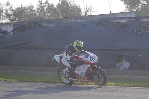 Classe Open - Ducati biker Gentile Flavio che triofa la 3^ gara al Trofeo Inverno 2015 classe Open all´Autodromo del Levante