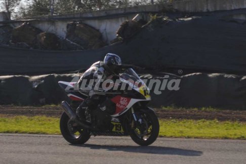 600 Rookies - Leader e vincitore 3^ gara il centauro Liscio Massimo su bike Suzuki Classe 600 Rookies 3^ gara del Trofeo Inverno 2015 presso l´Autodromo del Levante