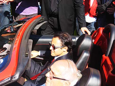 Felipe Massa - La super ospitalità è stata concessa a Felipe Massa, che ha reso alla città di Brisighella un tributo speciale all’italianità di noi appassionati width=
