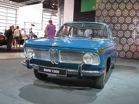 BMW - BMW 1500 auto d'epoca esposta al Concorso d´Eleganza 2011 con BMW Classic width=