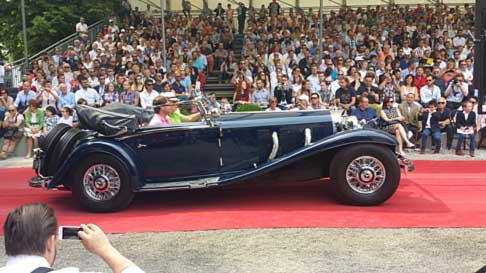 Esposizione auto storiche - Auto d´epoca in passerella al Concorso di Eleganza a Villa d´Este sul lago di Como width=
