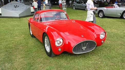 Esposizione auto storiche - Auto storica Maserati al Concorso di Eleganza a Villa d´Este 2014 sul lago di Como a Cernobbio width=